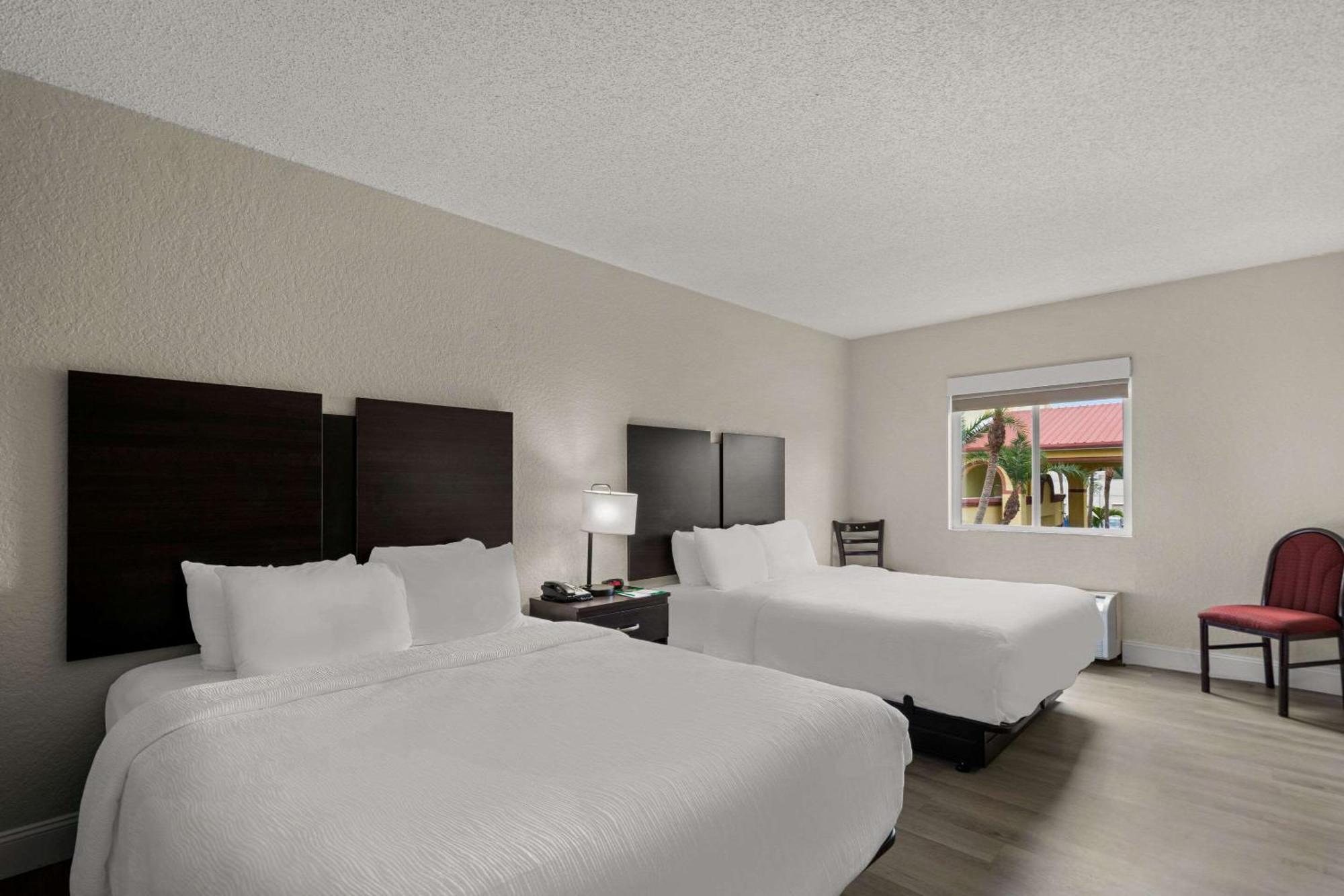 Quality Inn Sarasota I-75 Εξωτερικό φωτογραφία